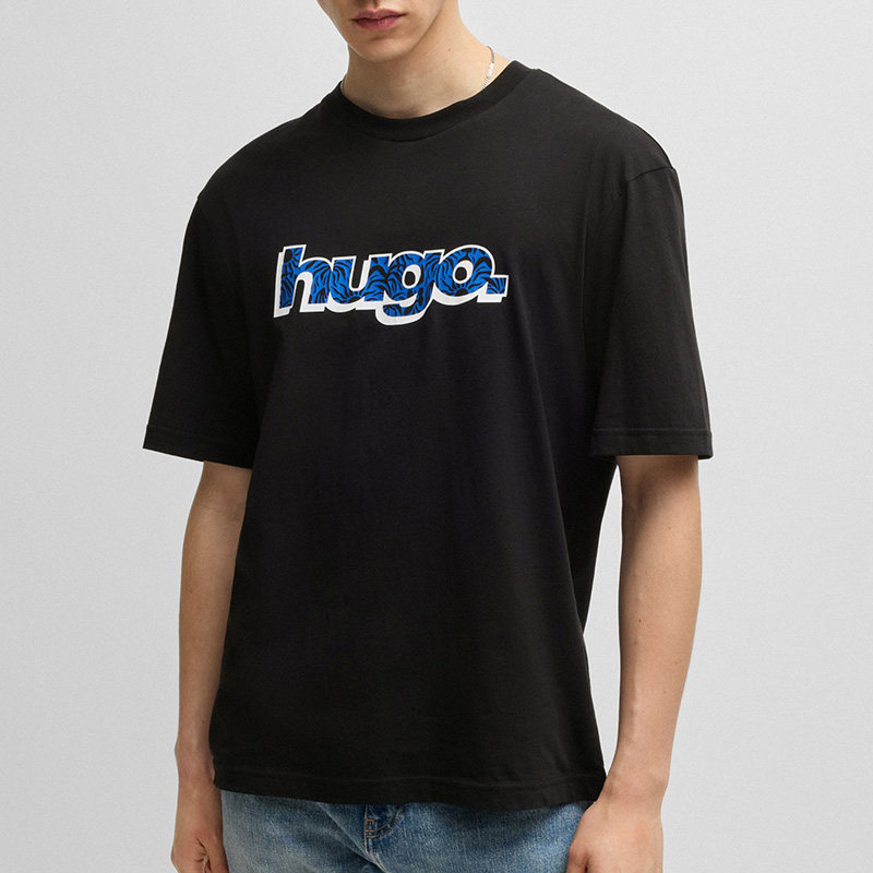 HUGO BOSS Summer T-shirts are fashionable, casual, relaxed and versatile.
