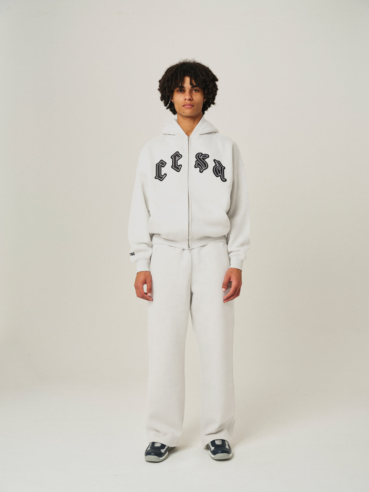 C1 ZIPPER "CREAM-WHITE"